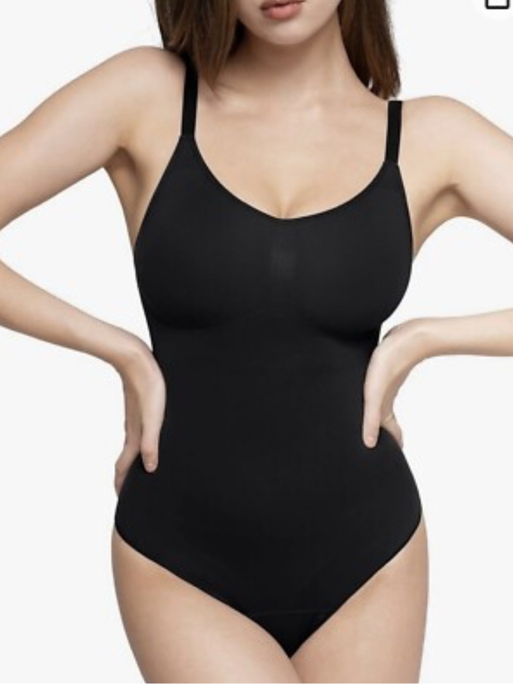 NEW never worn Pumiey Black Seamless Shaping Bodysuit size L/XL